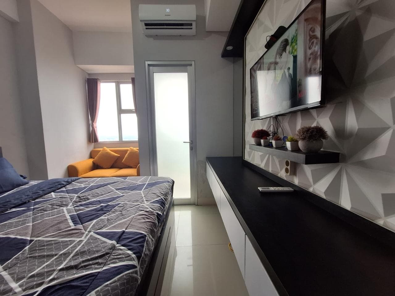 Studio — Trans Park Juanda